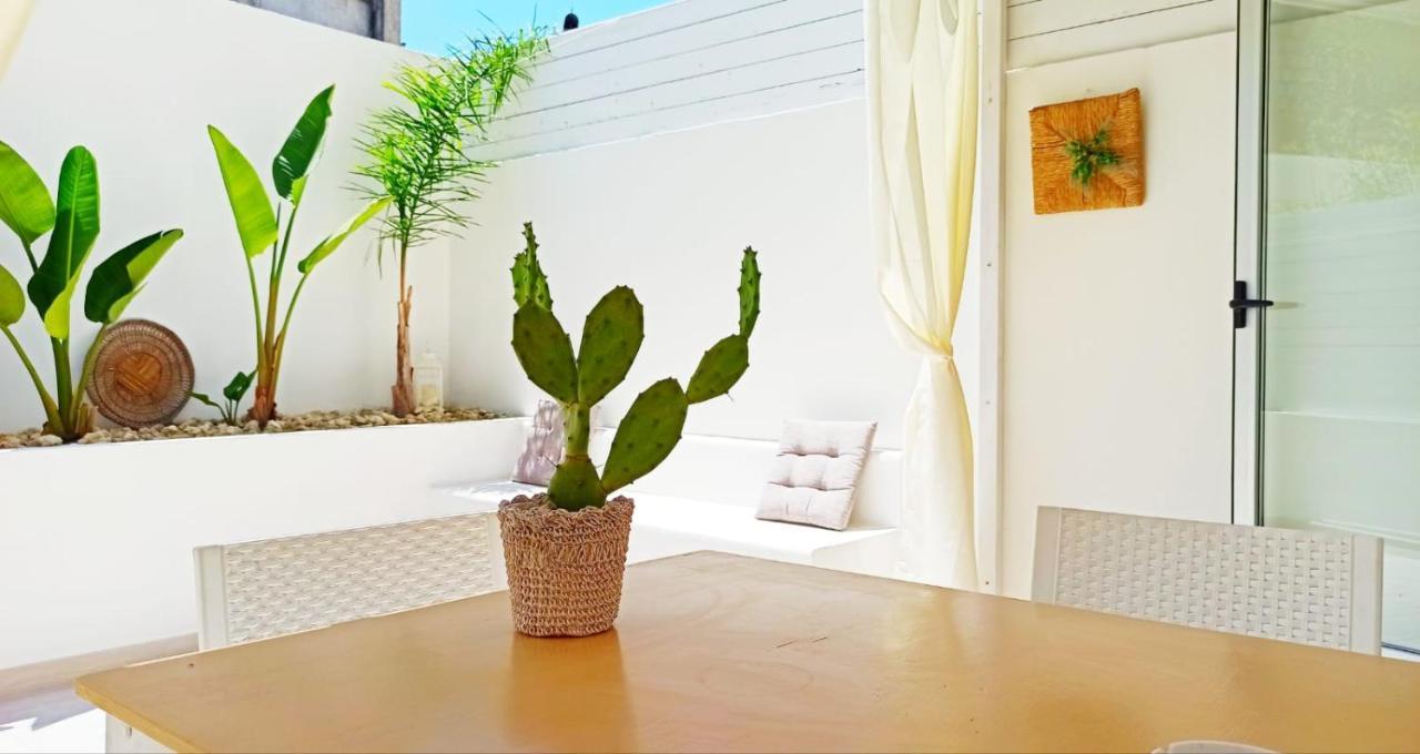 B&B Suites Via Del Mare Presicce Exterior foto